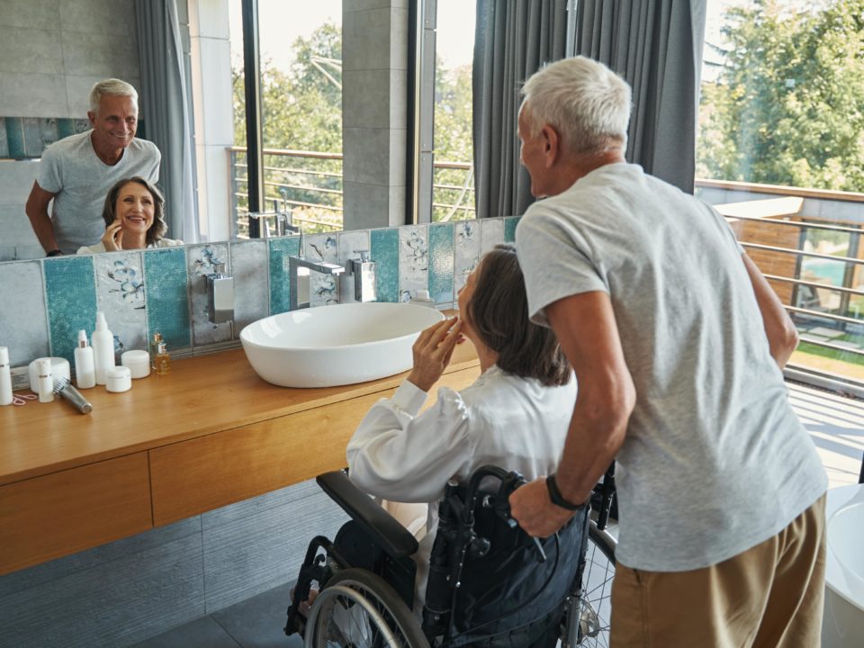 ausili bagno disabili e anziani